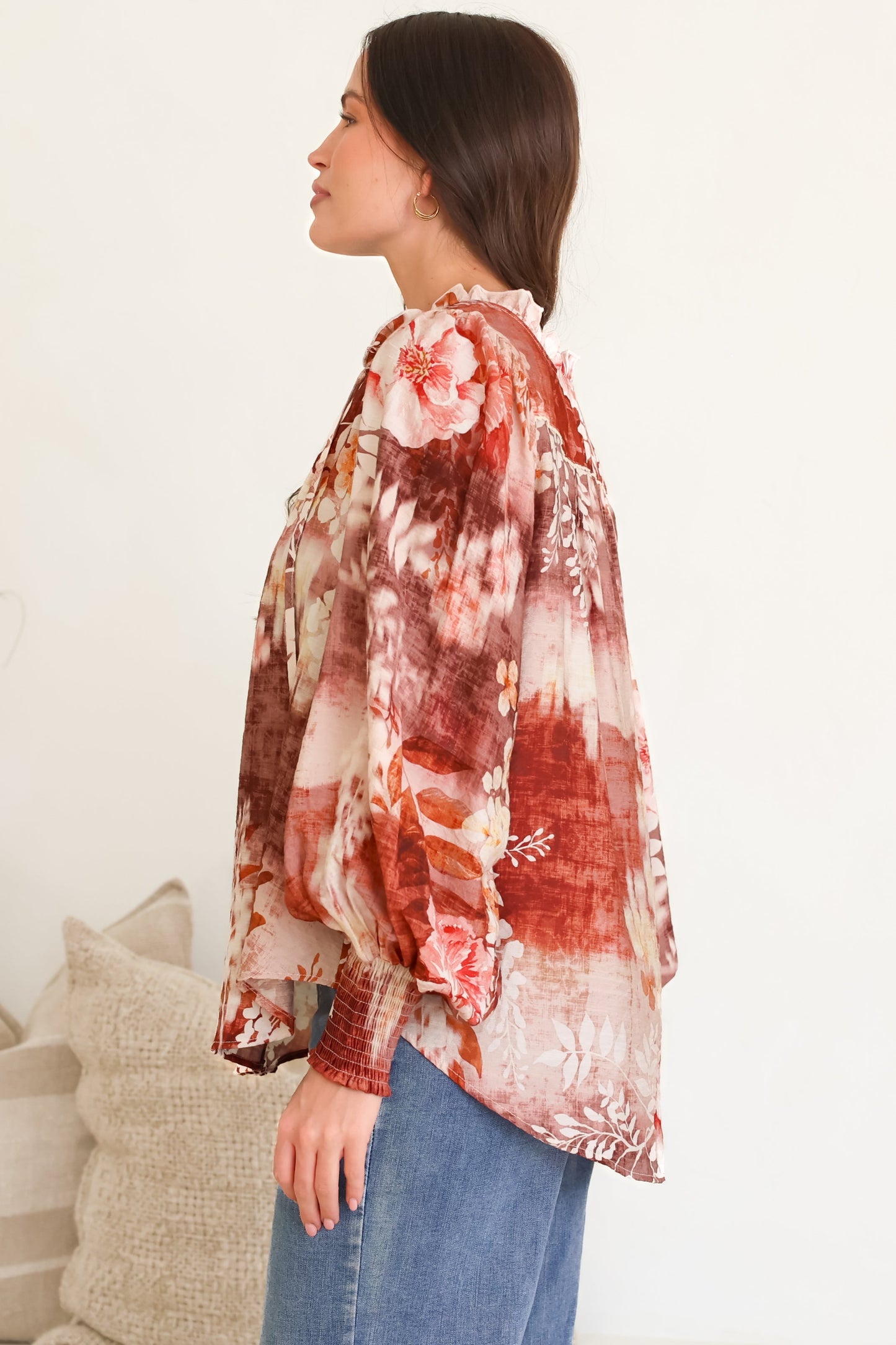 Violet Blouse - Frill Collar Button Down Balloon Sleeve Top in Ashara Print