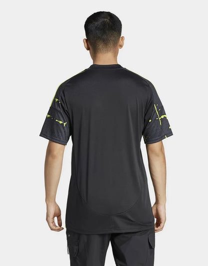 https://cdn.shopify.com/s/files/1/0911/7686/1985/files/jd_IV5092_c.webp?v=1749374452