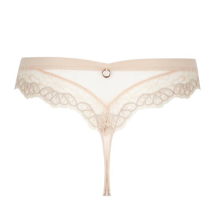 Lise Charmel-Tanga